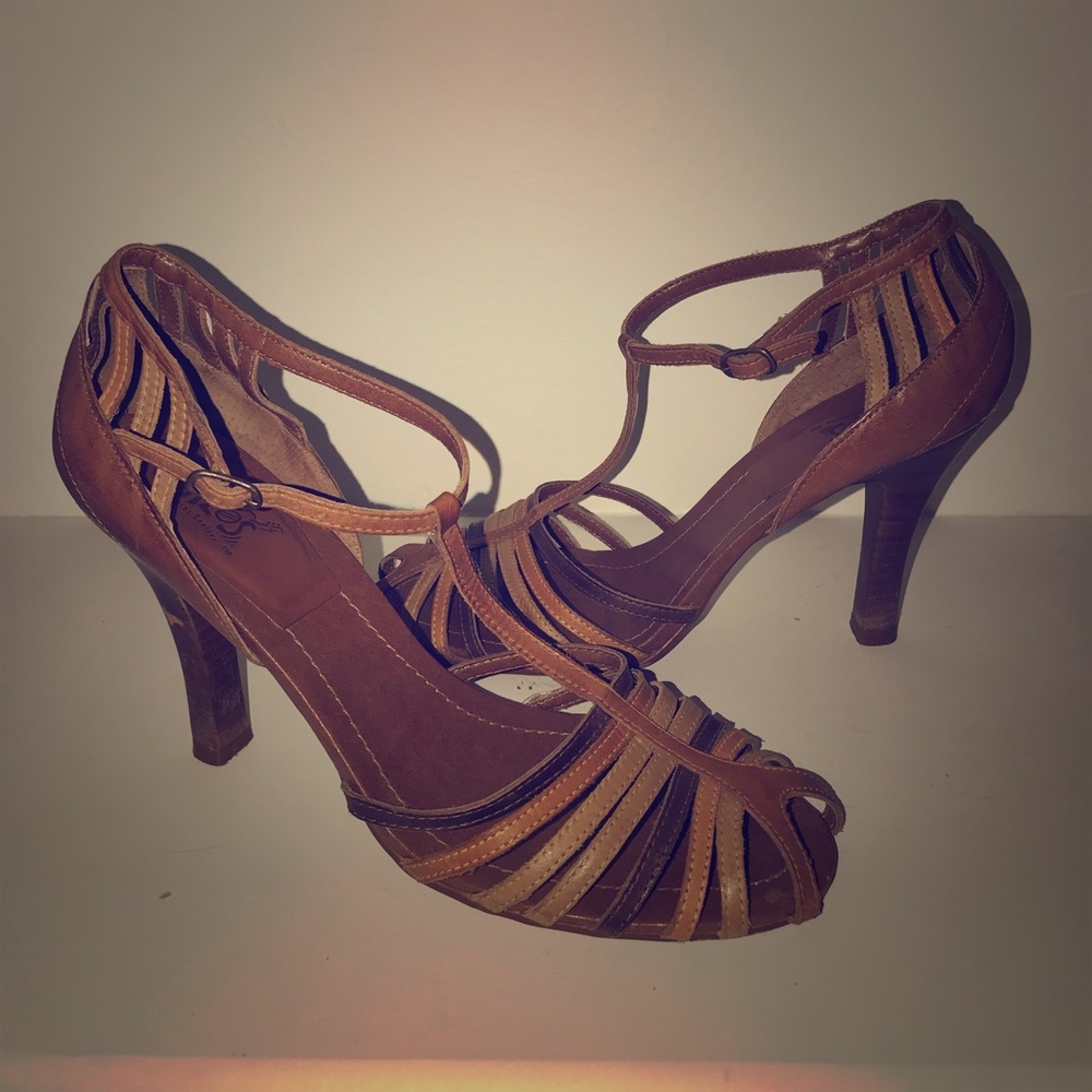 Carlos Santana heels